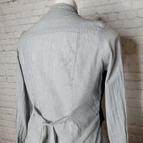 B. Moss Stripe Button-Down Shirt with Ruffle Front and Built-In Black Vest Sz S - Picture 5 of 7